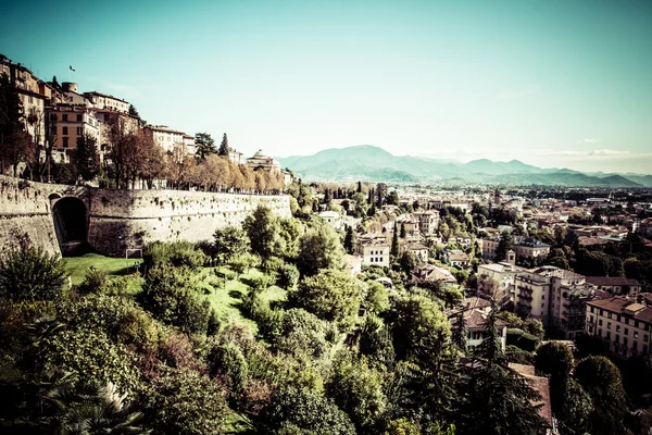 Bergamo, lombardy, İtalya için havadan görünümü — Stok fotoğraf