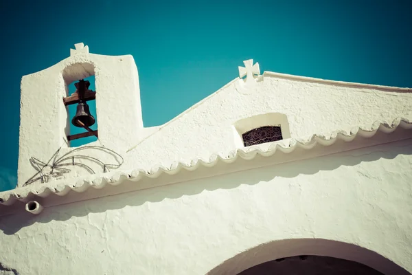 Chiesa bianca nelle Isole Baleari — Foto Stock