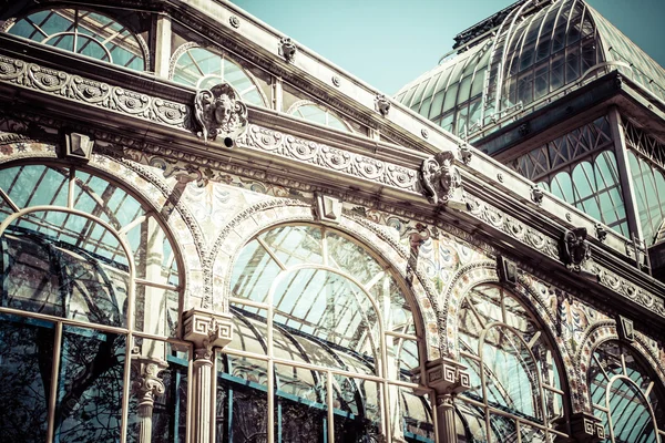 Crystal Palace in the Retiro Park in Madrid. Spain — Stock Photo, Image