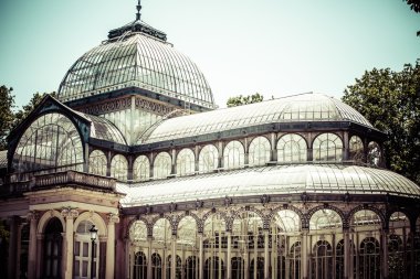 Crystal palace (palacio de cristal) retiro park, madrid, İspanya.