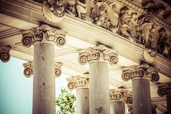 Pomník na památku král alfonso xii, najdete park retiro, madrid, Španělsko — Stock fotografie