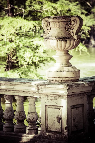 Palácio de Cristal (Palácio de Cristal) em Retiro Park, Madrid, Espanha . — Fotografia de Stock