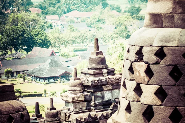 Borobudur chrám poblíž Yogyakarta na ostrově Jáva, Indonésie — Stock fotografie