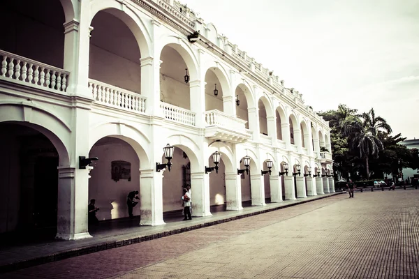 Praça das carruagens, centro da cidade de Cartagena das Índias (Colômbia) ) — Fotografia de Stock