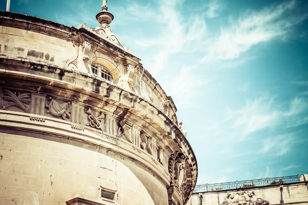 Ancient stairs in the castle Rabat (Victoria) fortress (Gozo, Maltese islands) — Stock Photo, Image