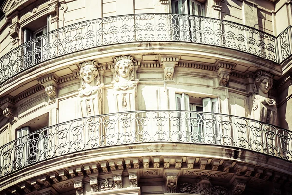 Благородный исторический дом в Марселе на юге Франции — стоковое фото
