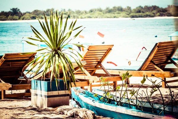 Playa balinesa Jimbaran famosa por sus restaurantes perfectos de comida de mar — Foto de Stock