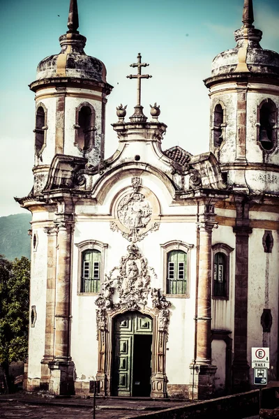 Zicht op de Unesco werelderfgoedstad Ouro Preto in Minas Gerais Brazilië — Stockfoto