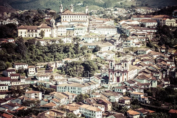 Zicht op de Unesco werelderfgoedstad Ouro Preto in Minas Gerais Brazilië — Stockfoto
