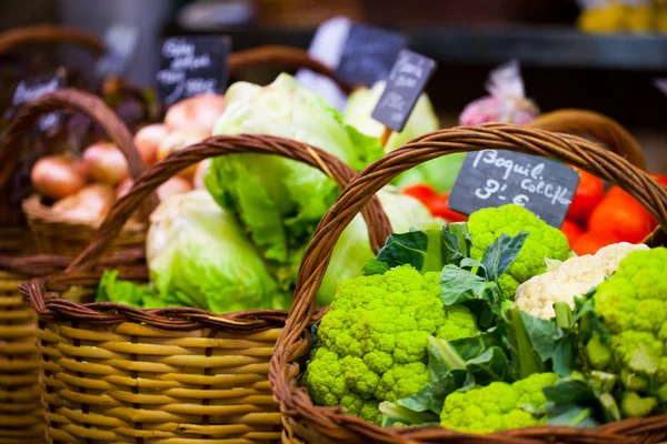 Vegetais e frutas é um estilo de vida saudável — Fotografia de Stock