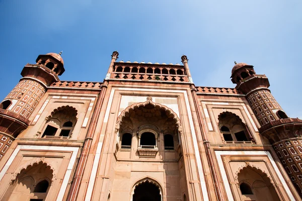 Safdarjung's Tomb is a garden tomb in a marble mausoleum in Delhi, India — Stock Photo, Image