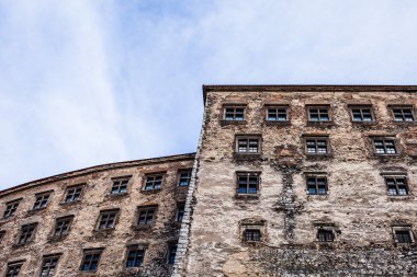 pieskowa skala Kalesi ve Bahçe, Bina krakow, Polonya Ortaçağ görünümü