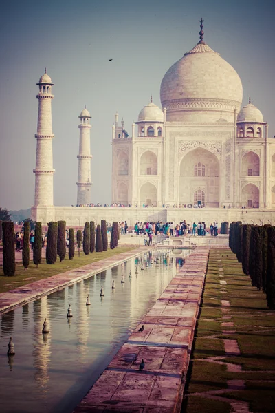 Taj mahal, słynnych zabytków, pomnik miłości, największe biały nagrobek marmur w Indiach, agra, uttar pradesh — Zdjęcie stockowe