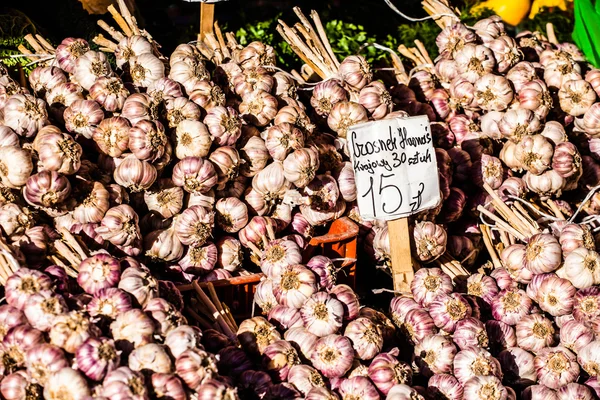 ザコパネ、ポーランドの伝統的な野菜の市場. — ストック写真