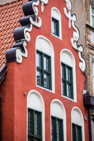 Architecture traditionnelle dans la célèbre ville polonaise, Torun, Pologne . — Photo