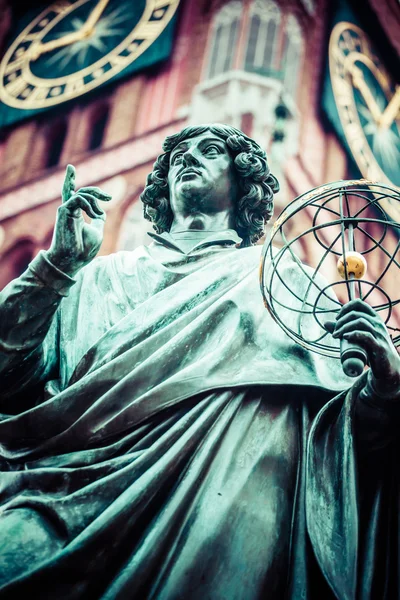 Monument du grand astronome Nicolaus Copernicus, Torun, Pologne — Photo