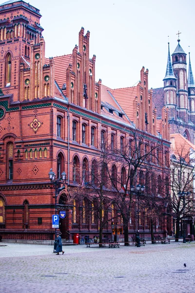 Traditional architecture in famous polish city, Torun, Poland. — Stock Photo, Image