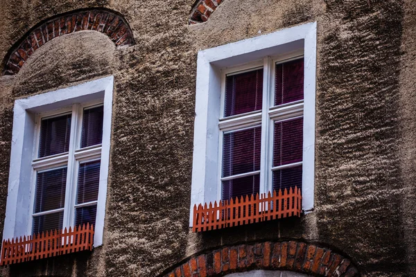 Architecture traditionnelle dans la célèbre ville polonaise, Torun, Pologne . — Photo