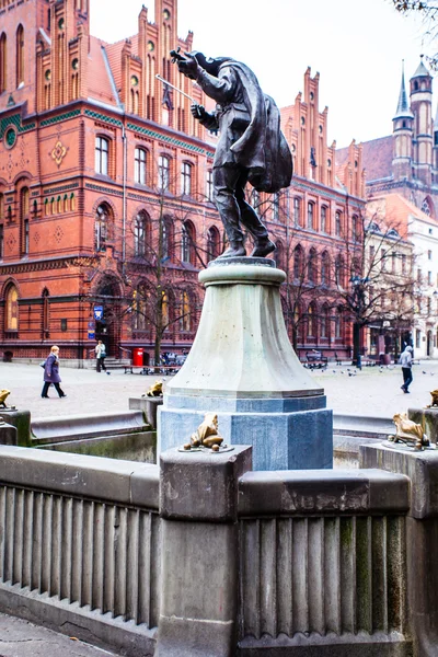 Traditional architecture in famous polish city, Torun, Poland. — Stock Photo, Image