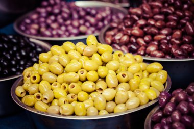 Pazar, tel aviv, İsrail zeytin çeşitleri