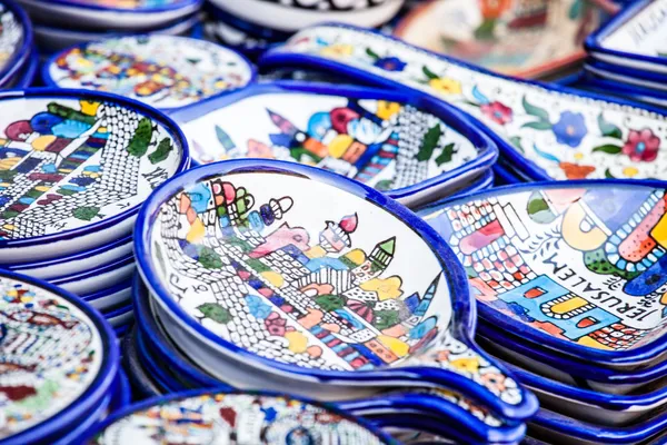 Traditional ceramic in local Israel market. — Stock Photo, Image