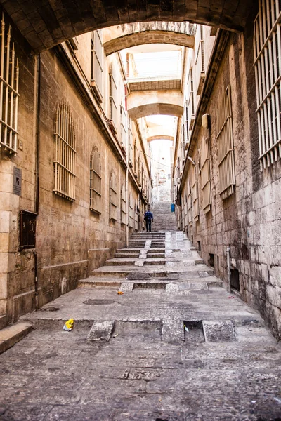 Calles estrechas de piedra de la antigua Tel Aviv, Israel —  Fotos de Stock