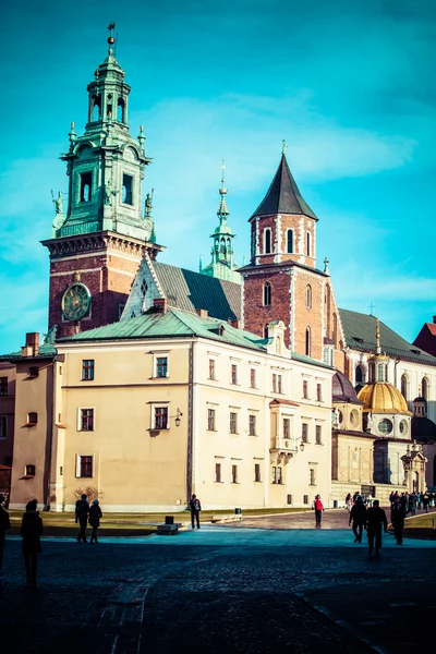Wawel Cathedral - famous Polish landmark on the Wawel Hill in Cracow — Stock Photo, Image