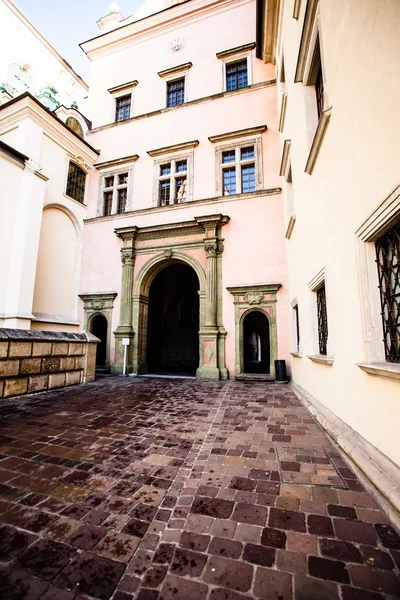 Wawelkathedrale - berühmtes polnisches Wahrzeichen auf dem Wawelhügel in Krakau — Stockfoto