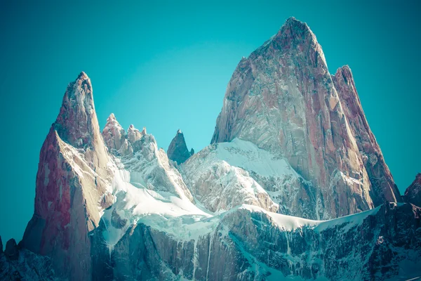 Gyönyörű természeti táj a Mt. Fitz Roy, mint látható a Los Glaciares Nemzeti Park, Patagónia, Argentína — Stock Fotó