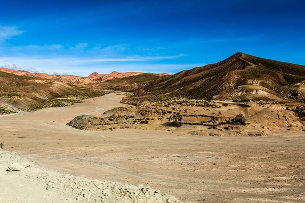 Un deserto sull'altipiano delle Ande in Bolivia — Foto Stock