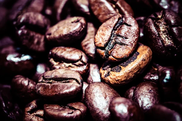 Grano de café en macro para fondo —  Fotos de Stock