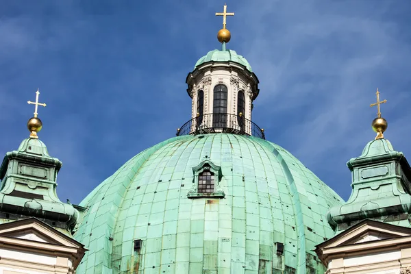 Vienna, Ausztria - híres peterskirche (Szent Péter-templom) — Stock Fotó