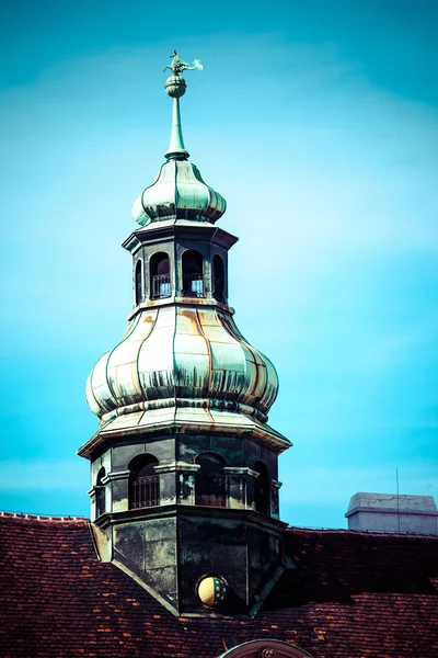 Historisch monument op het Koninklijk Paleis in Wenen — Stockfoto