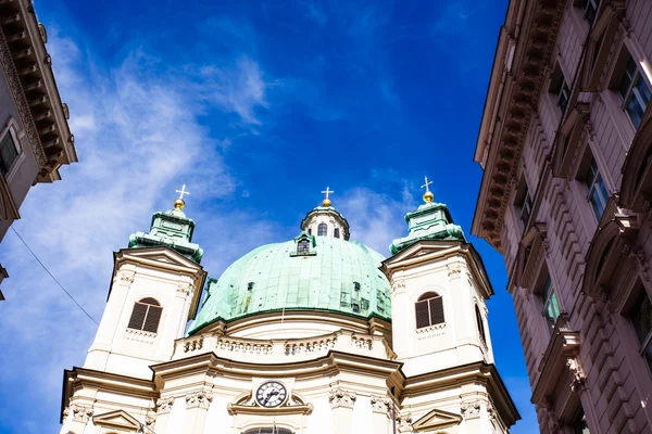 Viena, Austria - faimoasa Peterskirche (Biserica Sf. Petru ) — Fotografie, imagine de stoc