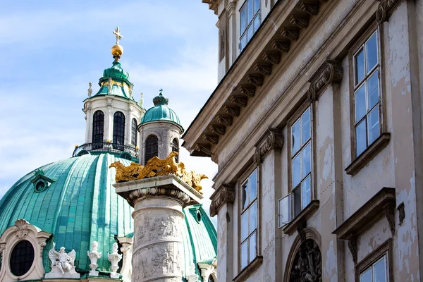 St. charles kyrka (karlskirche), Wien — Stockfoto