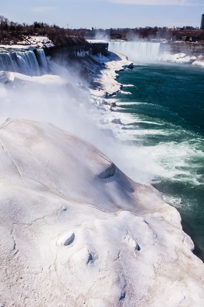 Cataratas del Niágara en invierno. — Foto de Stock