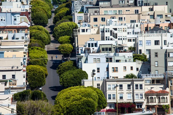 Lombard street on Russian hill, San Francisco — Stock Photo, Image