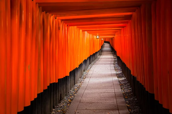 Santuario di Fushimi Inari Taisha a Kyoto, Giappone — Foto Stock