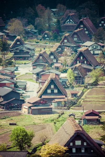 Village japonais traditionnel et historique Ogimachi - Shirakawa-go, Japon — Photo