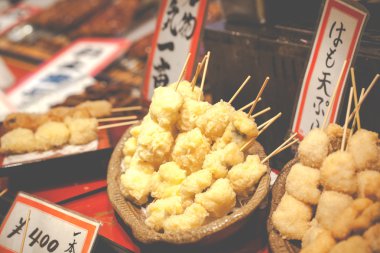 geleneksel çarşı içinde Japonya. 