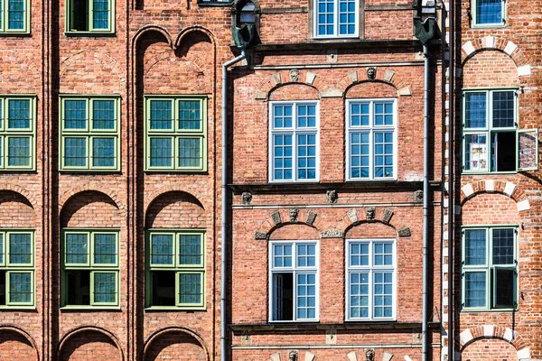 Casas coloridas en Gdansk, Polonia — Foto de Stock