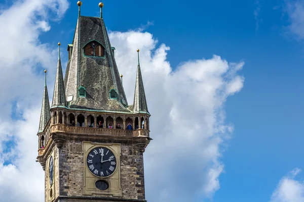 Vista del Antiguo Ayuntamiento con reloj astronómico —  Fotos de Stock