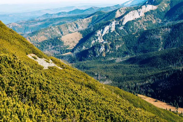 Tatrabergen Når Sin Höjdpunkt Solig Höstdag Naturlandskap Zakopane Polen — Stockfoto