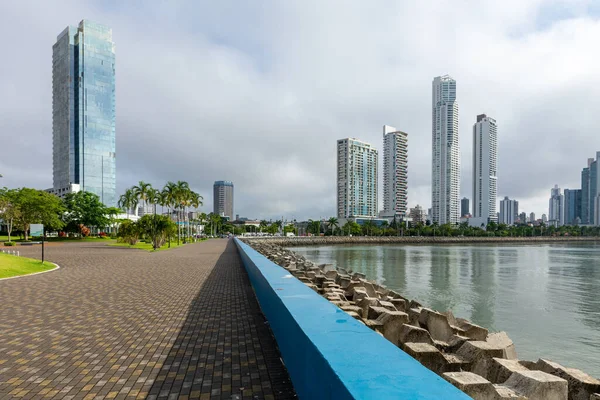 Rascacielos Ciudad Panamá Horizonte Sobre Fondo Destino Turístico Popular Centroamérica — Foto de Stock