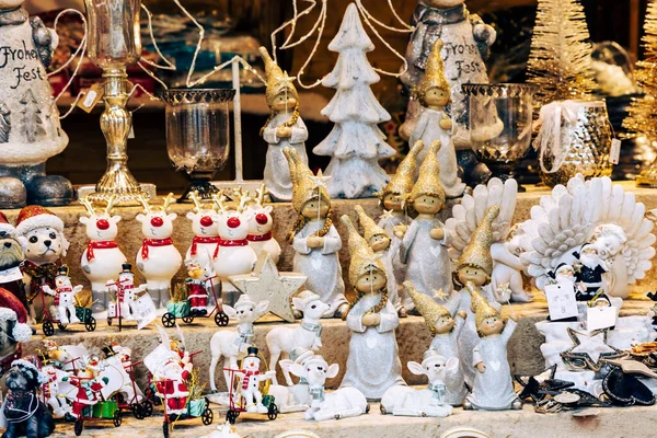 Продажа Рождественских Украшений Традиционном Рождественском Рынке Германии — стоковое фото