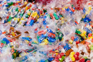 Geleneksel Noel Pazarında Pasta ve Bisküvi Dükkanı.