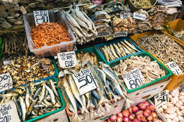 Kandy Belediyesi Merkez Pazarı Nda Meyve Sebze Balık Kuru Yiyecek — Stok fotoğraf