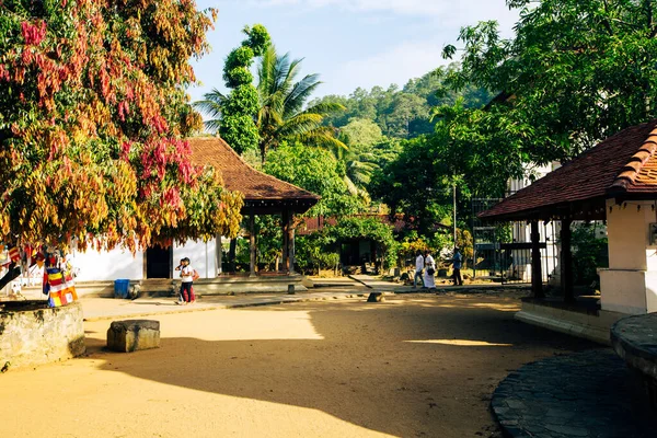 Famous Buddha Temple Sacred Tooth Relic Kandy Sri Lanka Unesco — Stock Photo, Image