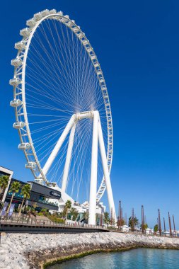 DUBAI, BAE, FEBRUARY 05, 2022: Dubai Eye veya Al Ain, Bluewater Adası. Birleşik Arap Emirlikleri. Orta Doğu. 