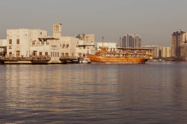 Bay Creek 'in modern bölümü, Dubai Deira Eski Kasabası. Birleşik Arap Emirlikleri. Orta Doğu. 